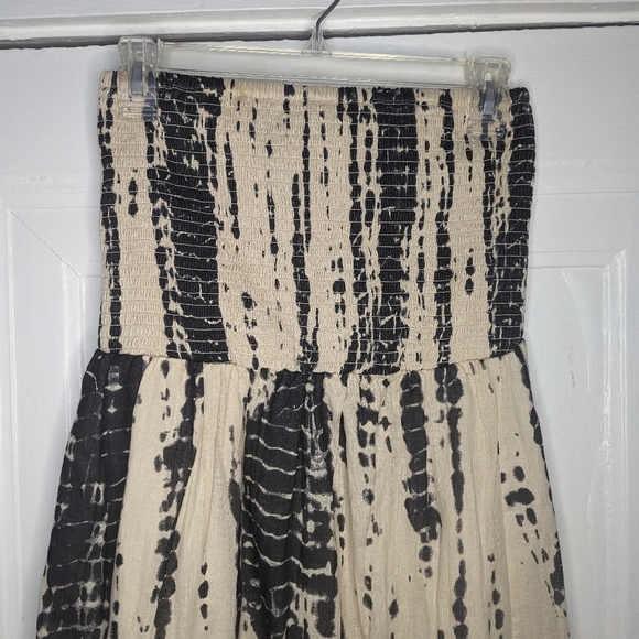 Forever 21 Tie Dye Ivory Maxi Dress Size Small - Picture 4 of 7
